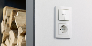 JUNG KNX Taster F 10 bei Hirschmann & Zucker in Heilsbronn